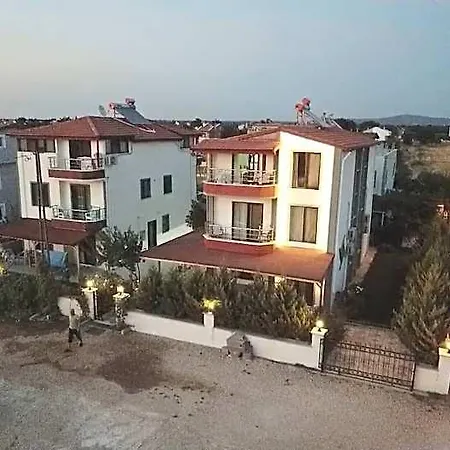 Hotel Geyikli Sahilde 1+1 Bahce Kati A1 2*